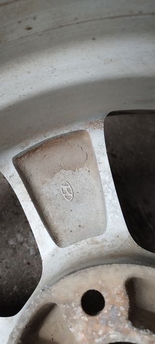 Продам оригинальные диски R16 5/114.3