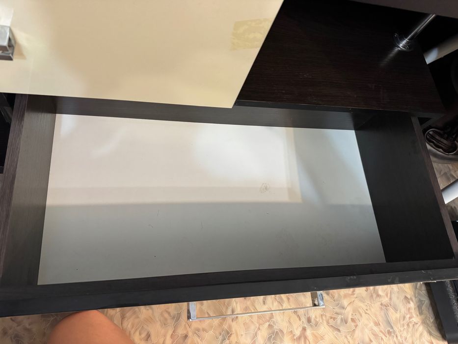 Продам тумбу под телевизор