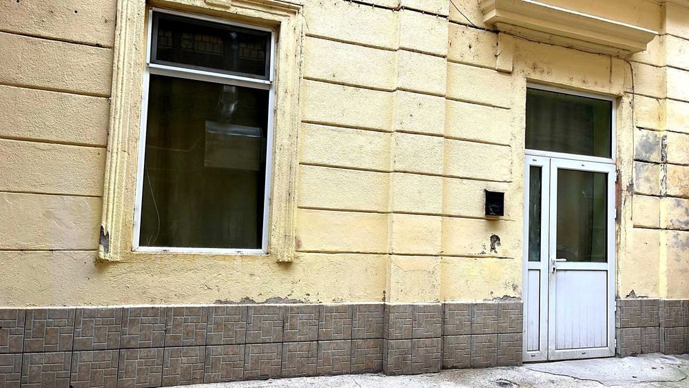 VÂND/ÎNCHIRIEZ- 2 apartamente Ultracentral – lângă Teatru și Moise Nicoară