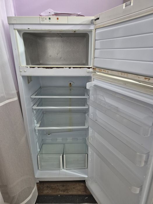 Холодильник в рабочем состоянии