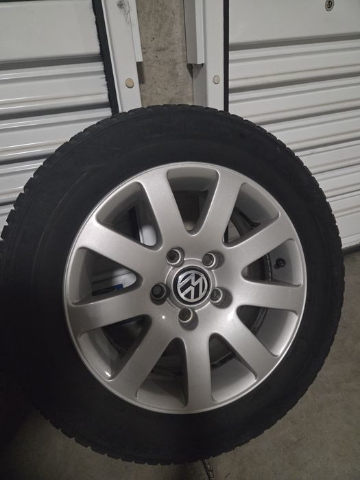 Джанти 15" 5x112 7J ET37 със зимни гуми 195/65R15 | VW AUDI SEAT SKODA