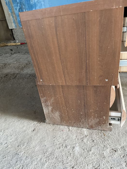 Комод  для вещей 2 шт б\у продаю