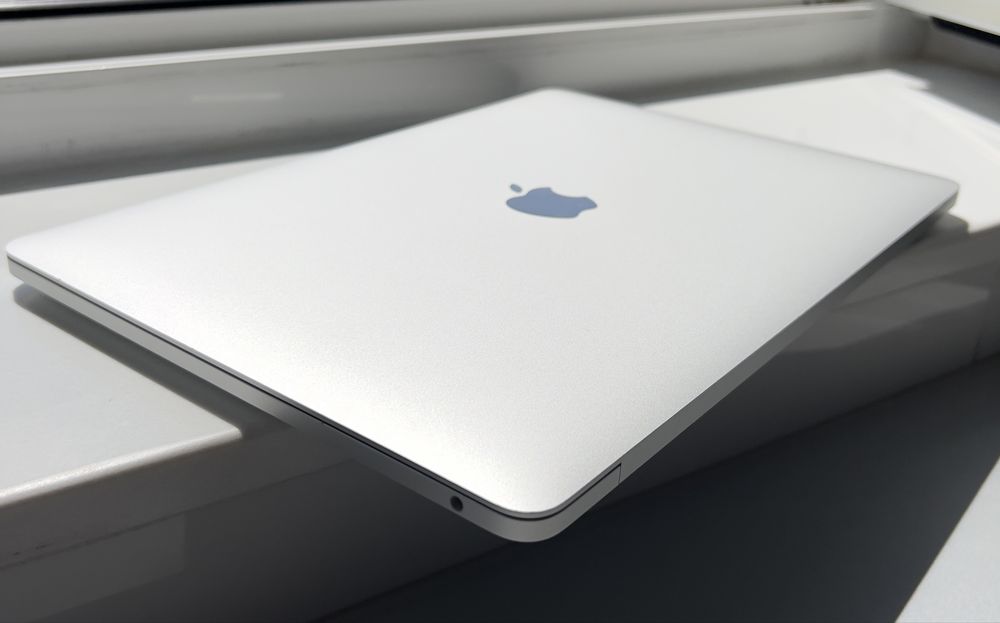 macbook pro 14 m2 second hand si noi de vanzare • Anunturi • OLX.ro