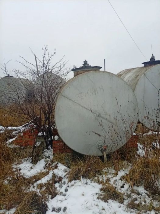 ЁМКОСТЬ цистерны бочки 25 кубов.