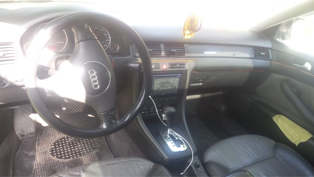 Audi A6C5 2.5 Allroad - vand