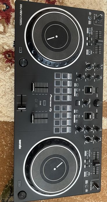 Pioneer dj rev 1