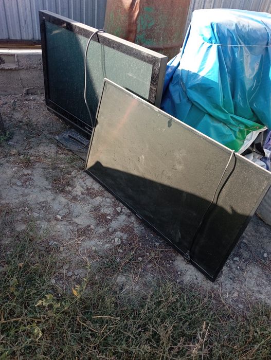 Продам телевизор на запчасть