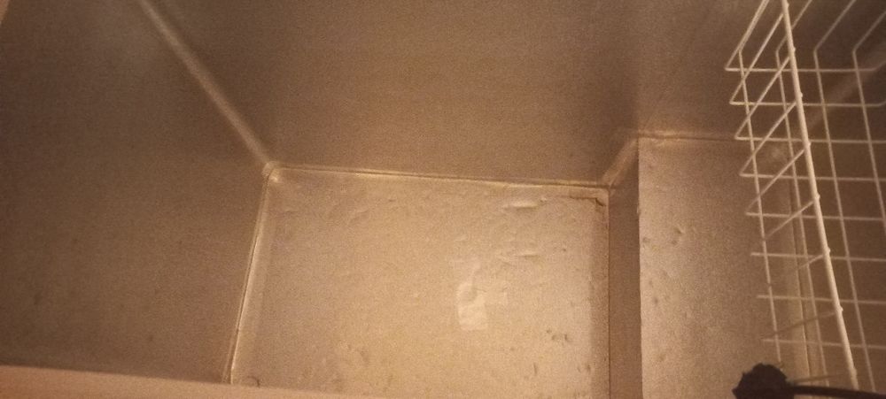 Морозильная камера б/у в отличном состоянии.