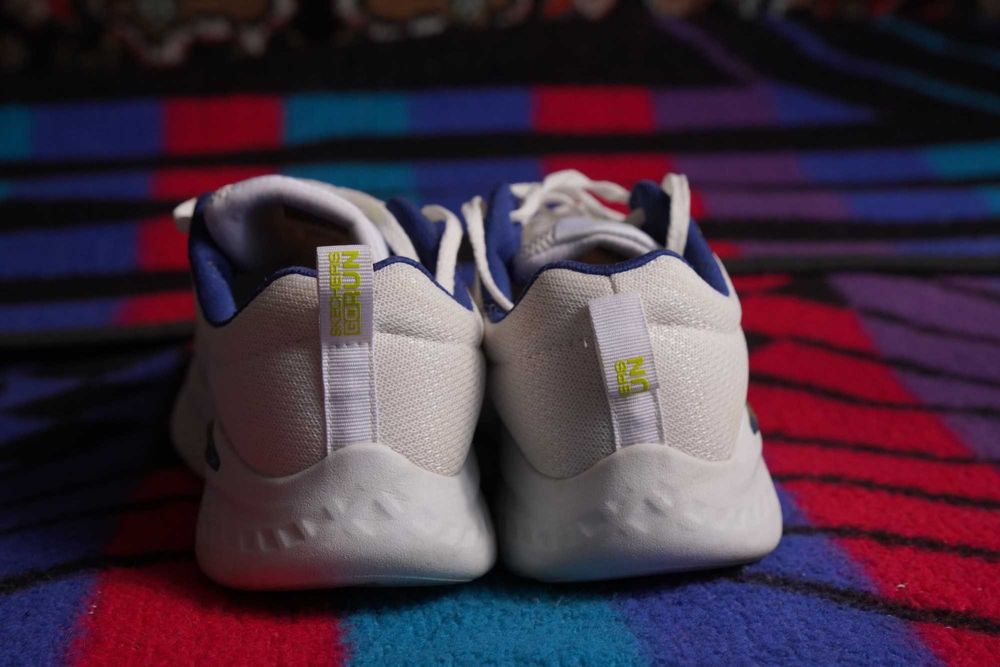 Женские кроссовки Skechers Go Run, размер 41, почти новые