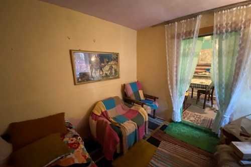 Парцел с къща кв. "Абритус"