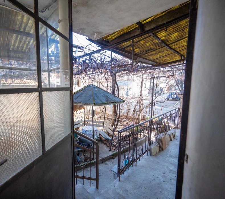 Продава се Етаж от къща в Кюстендил, Бузлуджа - 163 кв.м за 681 €/кв.м - Снимка #5