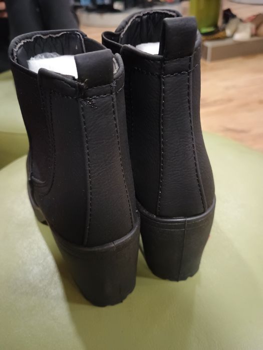 Зимни обувки , боти