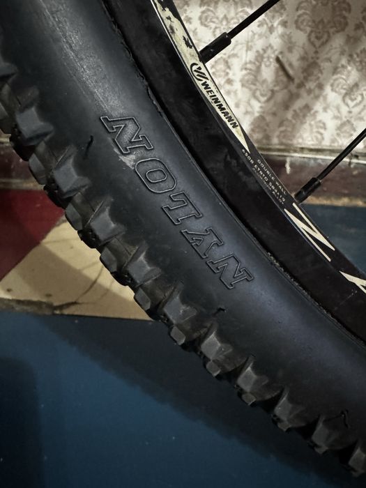 Продам велопокрышки NYLON 27,5*2,35