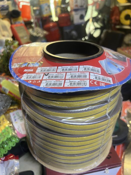 Уплотнитель для окон и дверей