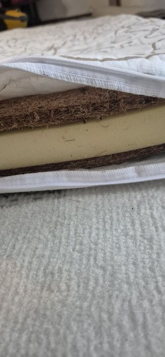 Saltea patut bebe 140 × 70 + 2 huse impermeabile