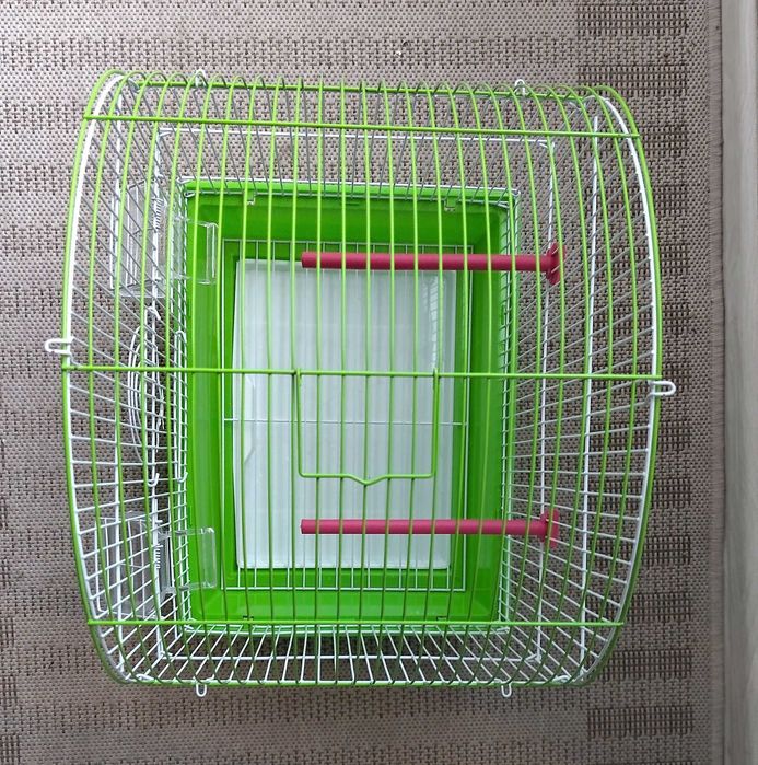 Продавам 3 бр.клетки за птички