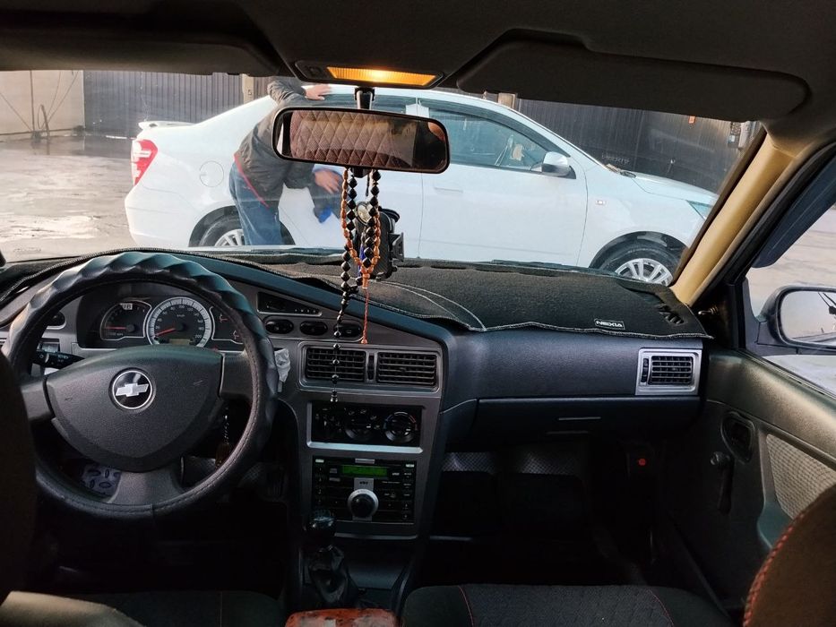 Нексия 2 сотилади холати зўр