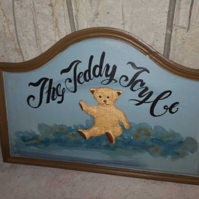 Декорация за стена в ретро стил