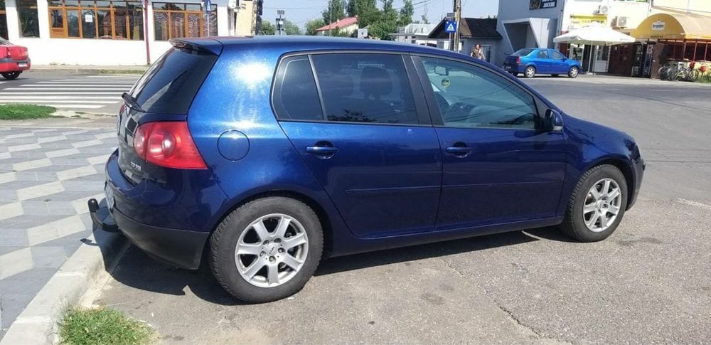 VOLKSWAGEN Golf 2005 — imagine 4