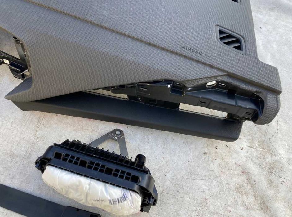 Opel Astra L 6 - kit airbag - plansa de bord - set centuri siguranta