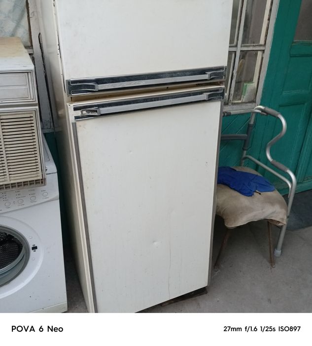 Продам рабочий холодильник ока