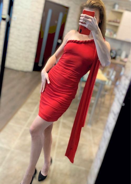 Продам новое платье