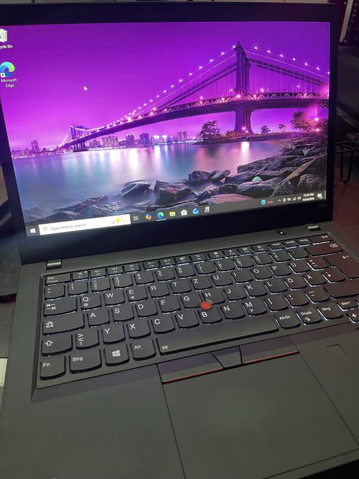 Laptop Lenovo ThinkPad T490  Intel Core i5-8265U Octa Core ~1,8ghz