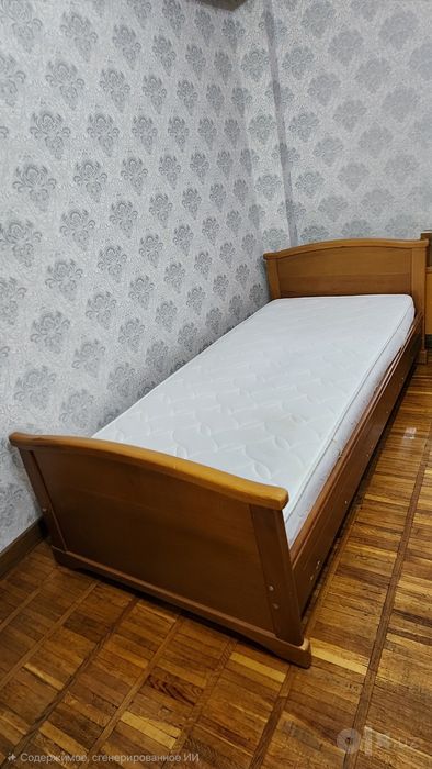 Кровать односпальная, деревянная (не мдф) с матрасом