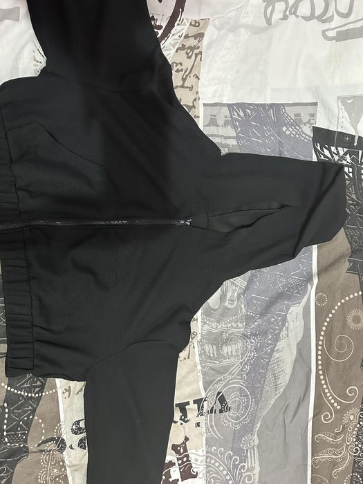 Суичер черен къс