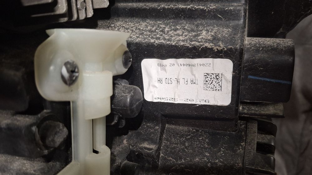 Фар Хюндай санта фе 4 / Hyundai santa fe IV