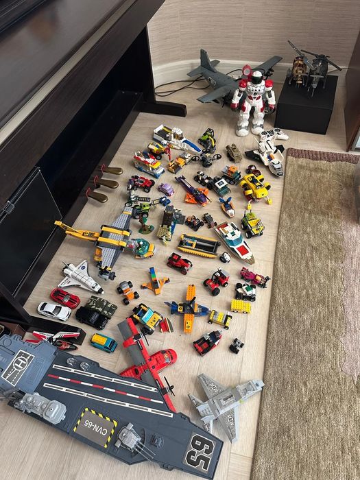 Игрушки Lego роботы