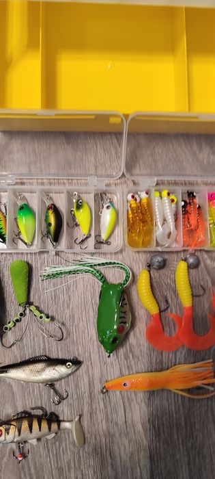 Набор блесен, воблеров