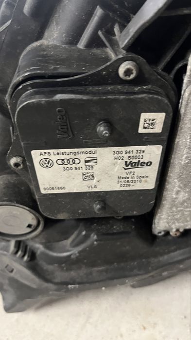 3G1941081G 3G1941082G VW Passast B8 LED матрични фарове за части