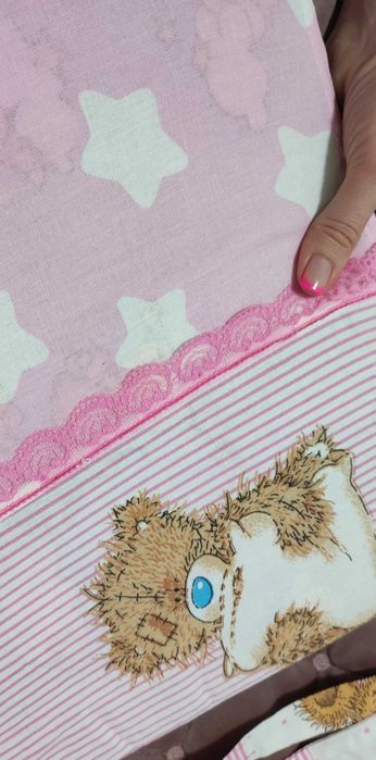 Бортики мягкие в кроватку(для девочки)