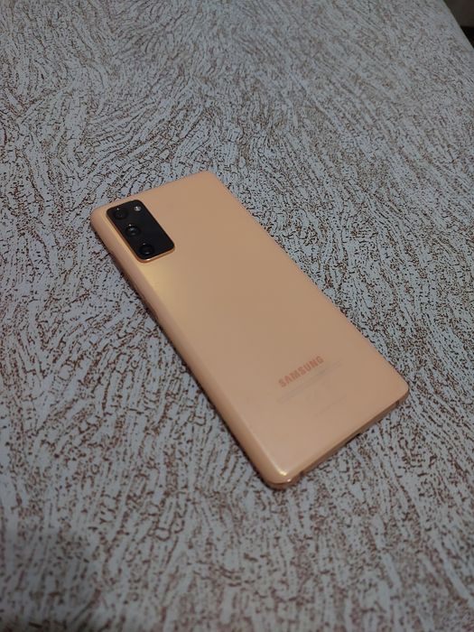 Samsung s20 fe 128/6