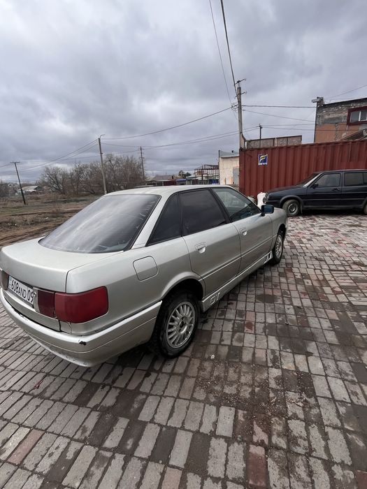 В продаже ауди 80