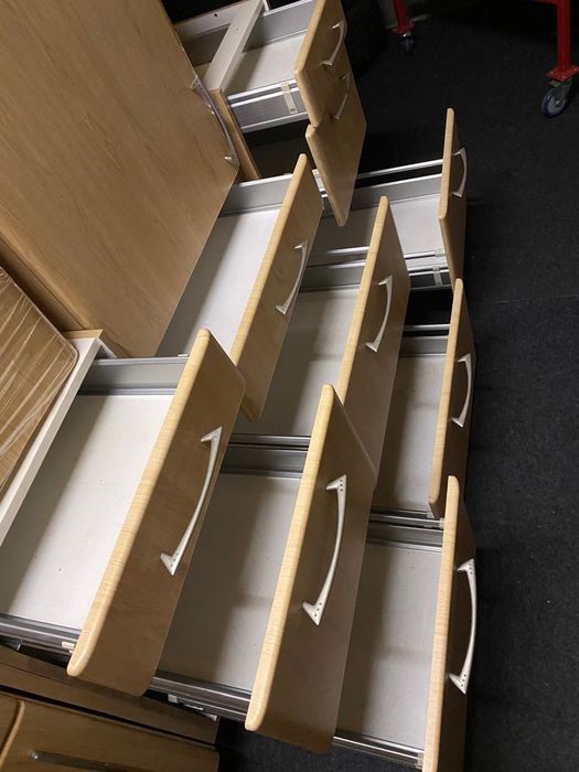 Mobilă de bucătărie