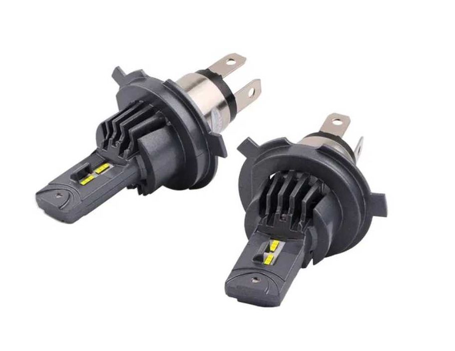 Диодни-LED крушки H4 200W с вграден вентилатор G-TECH