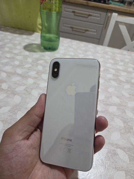 Продам телефон iPhone X