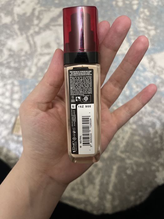 продам тональный крем