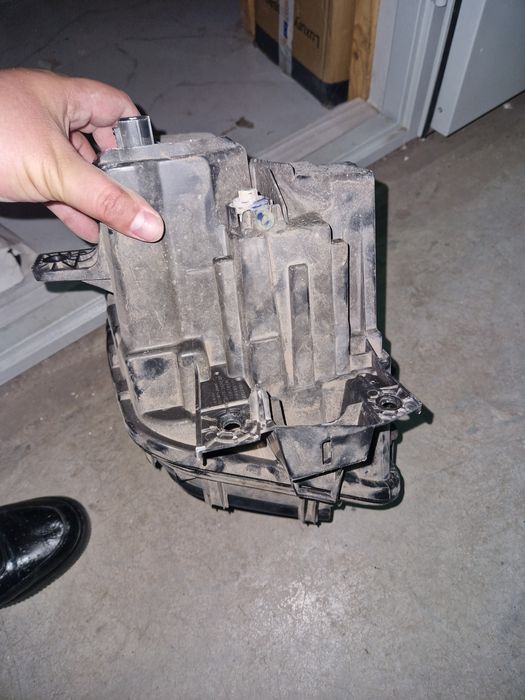 Фара на Li 9 на запчасти