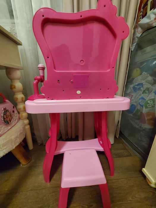 Тоалетка с микрофон, звук, светлина и раница Make-Up ARTIST с гримове