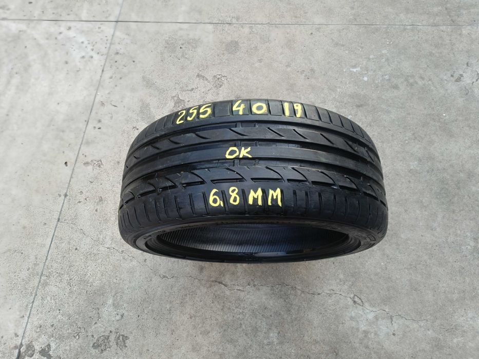 O anvelopa de vara 255 40 19 bridgestone potenza S001 profil de 6,8 mm