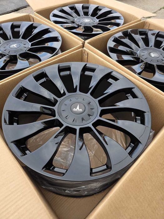 Jante noi Tesla R19 dedicate model 3 sau Y