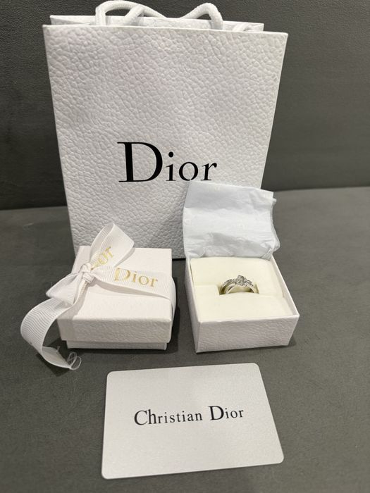 Inel Dior Premium in cutie