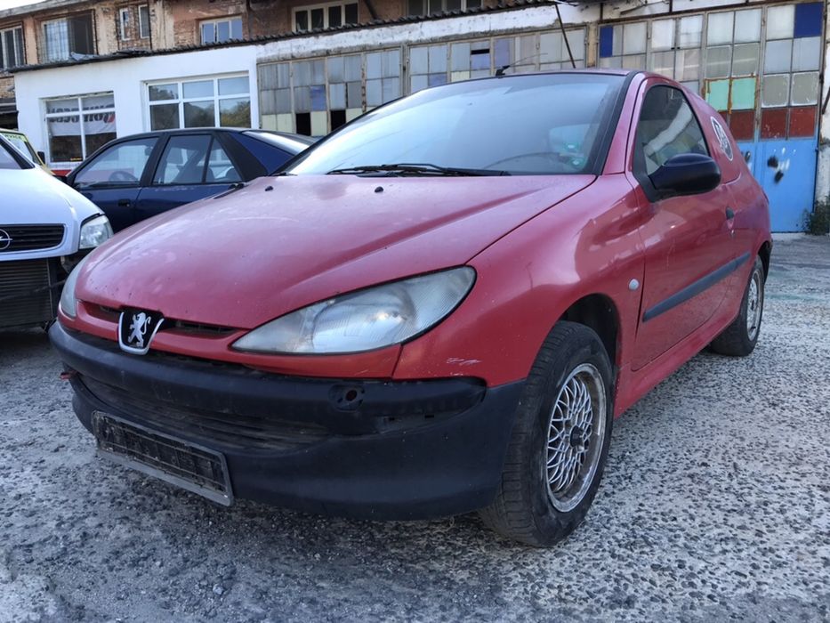 Peugeot 206 1.1 60кс 2000г На Части