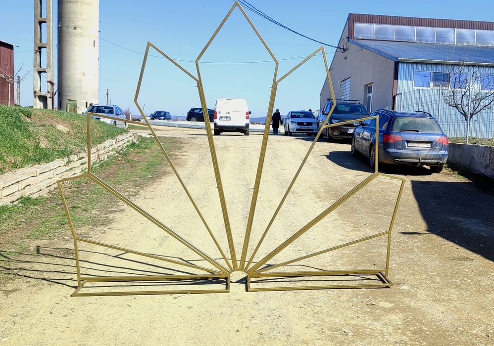 Arcade din metal stalpi mici pentru evenimente tot ce tine de fier