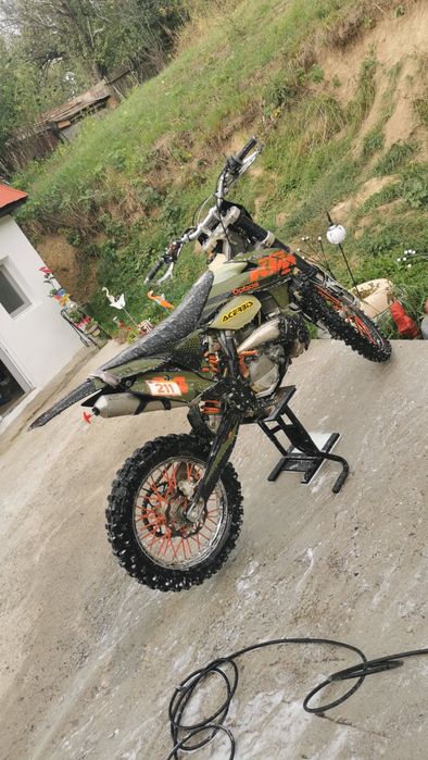 Vând ktm 300 2t exc