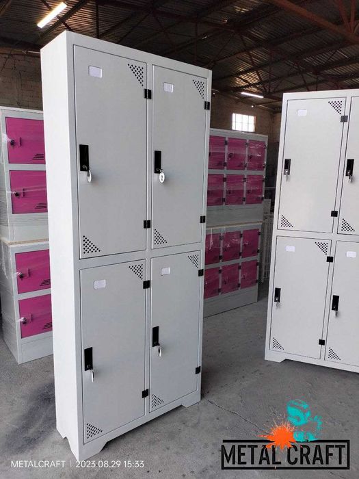 Шкаф металлический для одежды