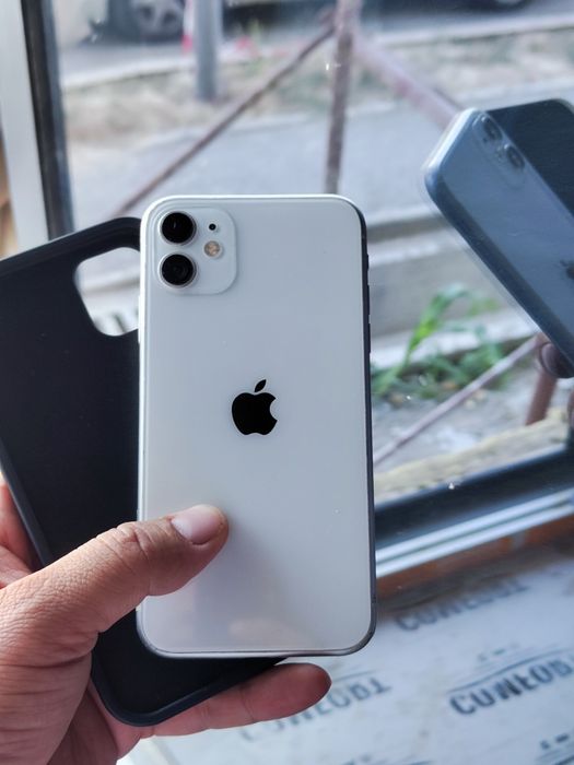 iPhone 11 100/128